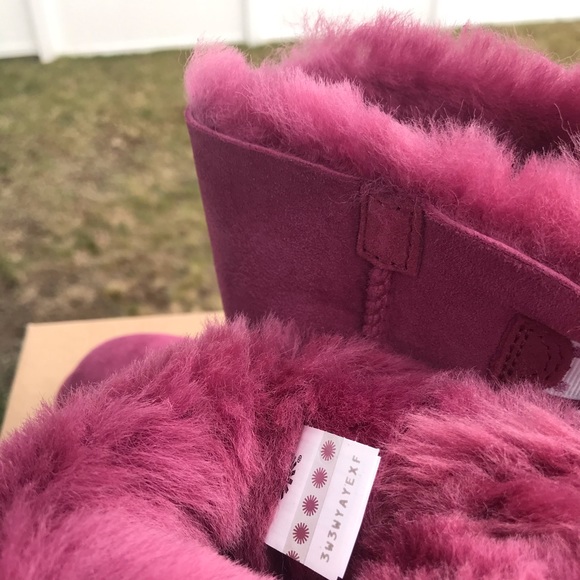 UGG Bailey Bow II Polka Dots - Picture 6 of 8